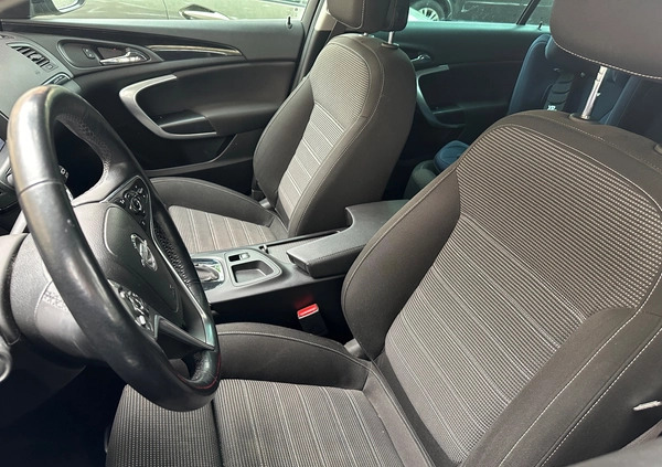 Opel Insignia cena 40000 przebieg: 129500, rok produkcji 2014 z Oława małe 67